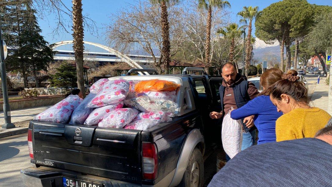 Kiraz Halk Eğitim merkezimizde deprem bölgesi için üretilen yastıklar Hatay ilindeki Sahra hastanesine gönderildi.